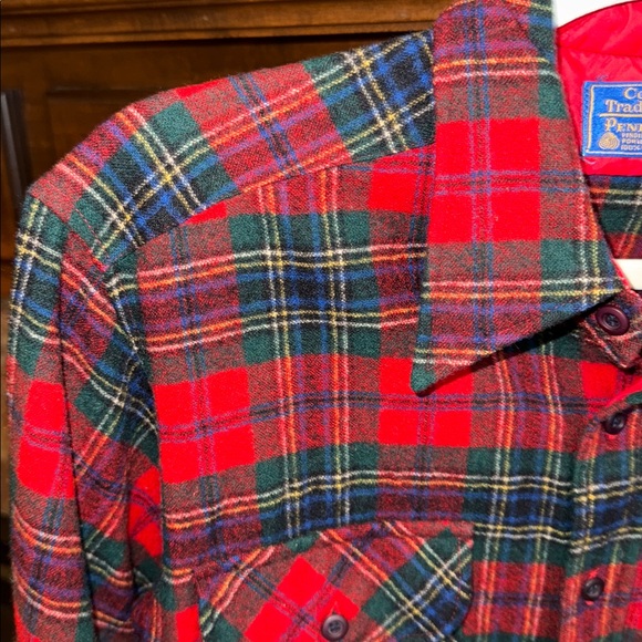 Vintage Pendleton Country Traditionals Maclean Tartan virgin wool button down M - Picture 3 of 12